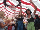 BadSCHUSSENRIED-Dirndl-Weltrekord-141004-04-10-2014-Bodenseecommunity-seechat_de-DSCF4733.JPG