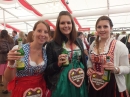BadSCHUSSENRIED-Dirndl-Weltrekord-141004-04-10-2014-Bodenseecommunity-seechat_de-DSCF4791.JPG