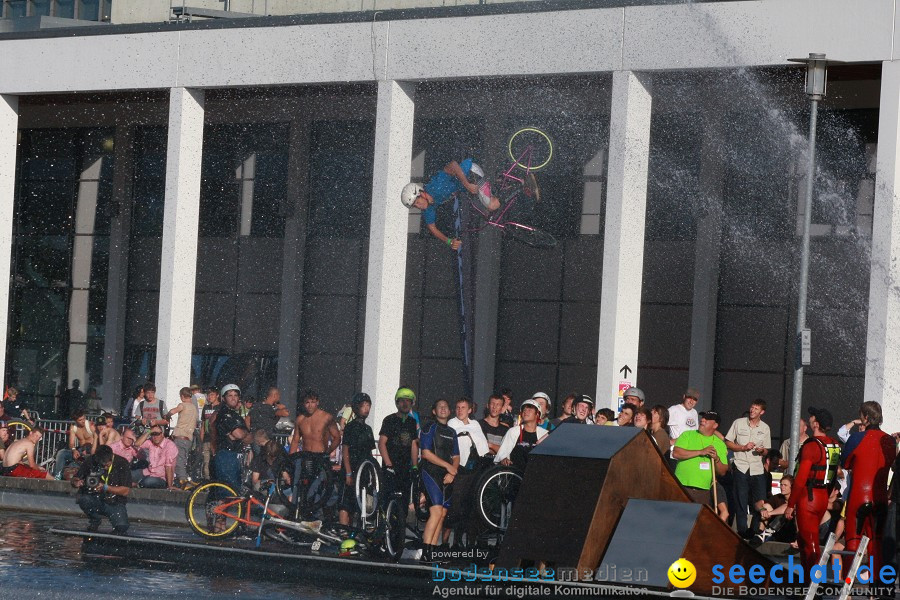 LAKEJUMP: Messe EUROBIKE 2011: Friedrichshafen am Bodensee, 01.09.2011