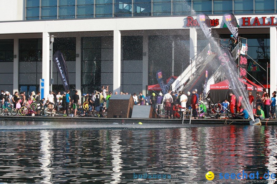 LAKEJUMP: Messe EUROBIKE 2011: Friedrichshafen am Bodensee, 01.09.2011