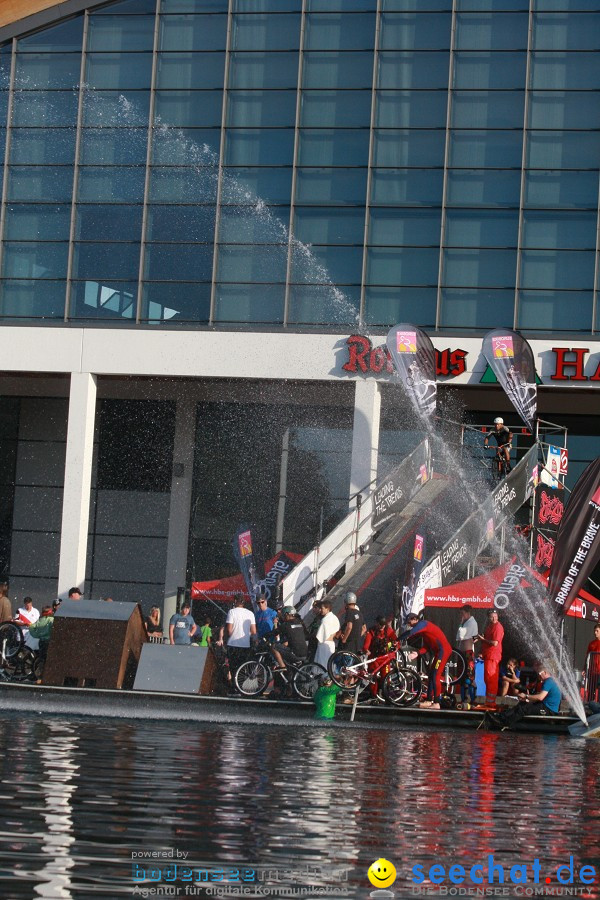 LAKEJUMP: Messe EUROBIKE 2011: Friedrichshafen am Bodensee, 01.09.2011