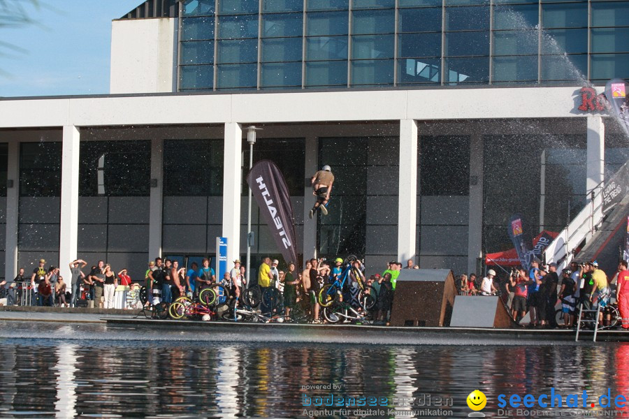 LAKEJUMP: Messe EUROBIKE 2011: Friedrichshafen am Bodensee, 01.09.2011
