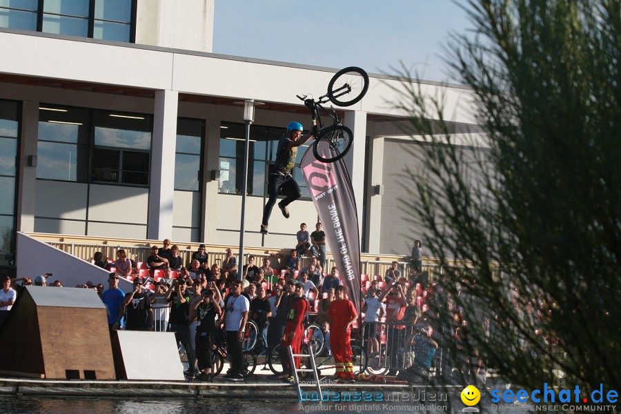 LAKEJUMP: Messe EUROBIKE 2011: Friedrichshafen am Bodensee, 01.09.2011