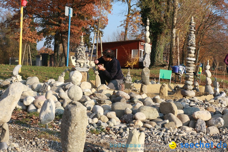 Stein-Balance by Volker Paul: Radolfzell am Bodensee, 12.11.2011