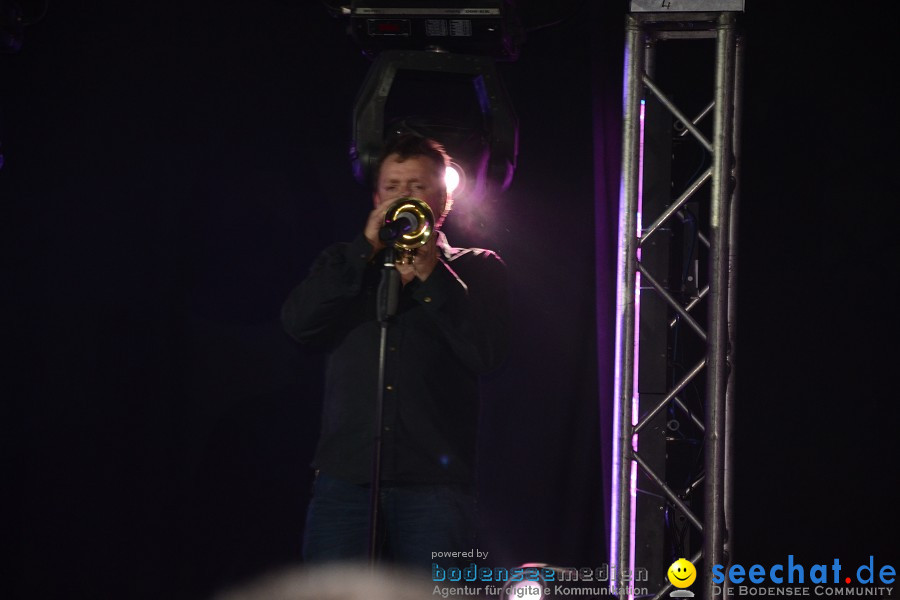 PULL MUSIC - Rock-n-Pop-Nacht: Kirchen-Hausen am Bodensee, 02.12.2011