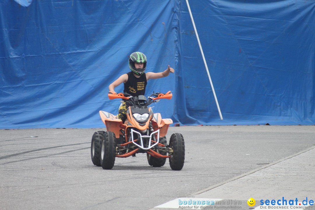 XXXXL-Monster-Truck-Show: Volkertshausen am Bodensee, 24.06.2012