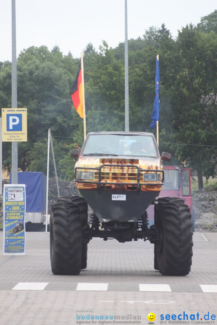 XXXXL-Monster-Truck-Show: Volkertshausen am Bodensee, 24.06.2012