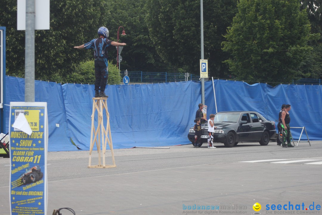 XXXXL-Monster-Truck-Show: Volkertshausen am Bodensee, 24.06.2012