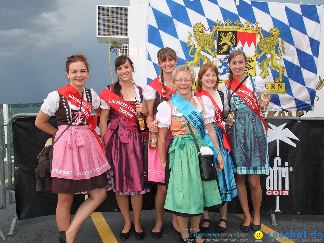 Partyschiff: Lederhosen und Dirndl: Friedrichshafen am Bodensee, 04.08.2012