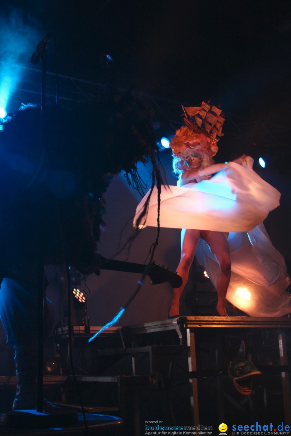 BONAPARTE Konzert im Roxy: Ulm, 12.12.2012