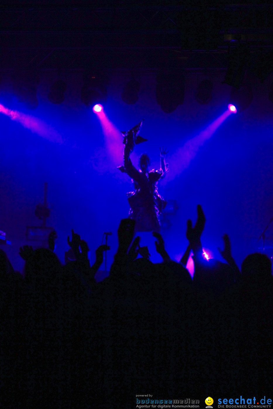 BONAPARTE Konzert im Roxy: Ulm, 12.12.2012
