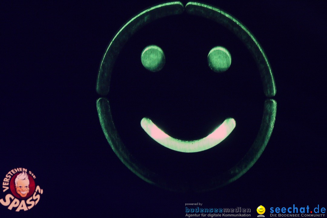 Verstehen Sie Spass mit Heino, Bocelli und Katie Melua: Friedrichshafen, 09