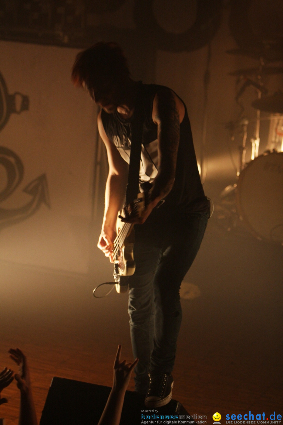 ITCHY POOPZKID: Ports &amp;amp;amp;amp;amp; Chords Tour: Konstanz am Bodensee, 12.04.2013