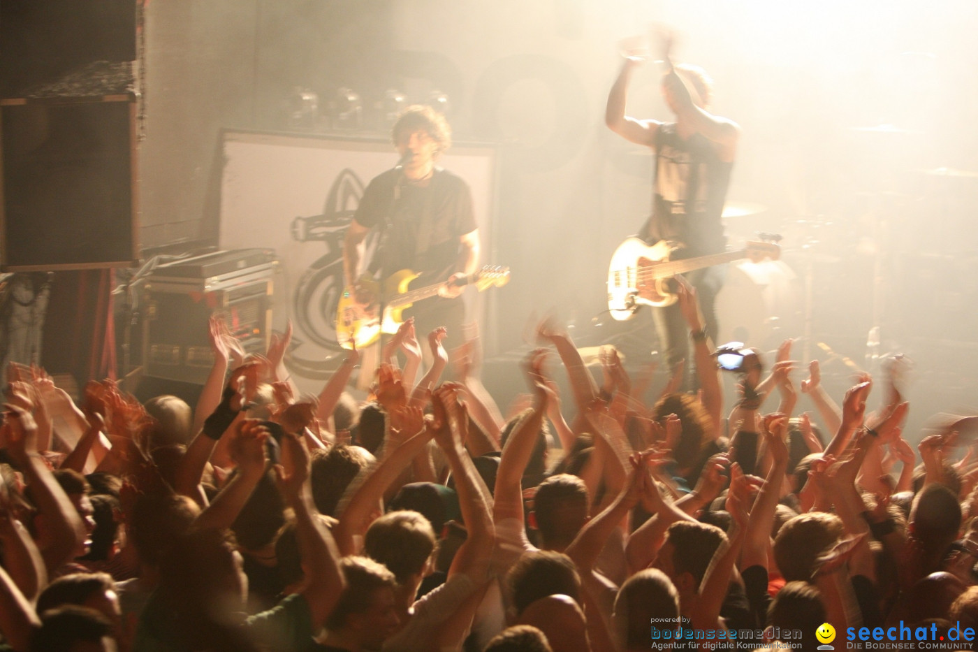 ITCHY POOPZKID: Ports &amp;amp;amp;amp;amp; Chords Tour: Konstanz am Bodensee, 12.04.2013