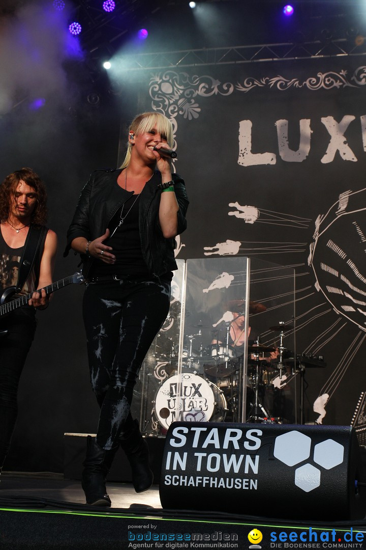 Stars in Town: LUXUSLAERM, SILBERMOND, 77 BOMBAY STREET: Schaffhausen, 09.0