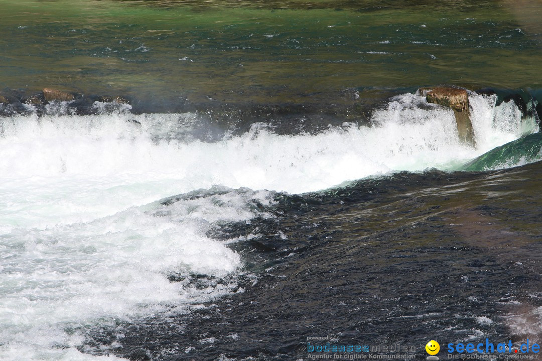 Rheinfall: Neuhausen - Schweiz: Schaffhausen am Bodensee, 09.04.2014