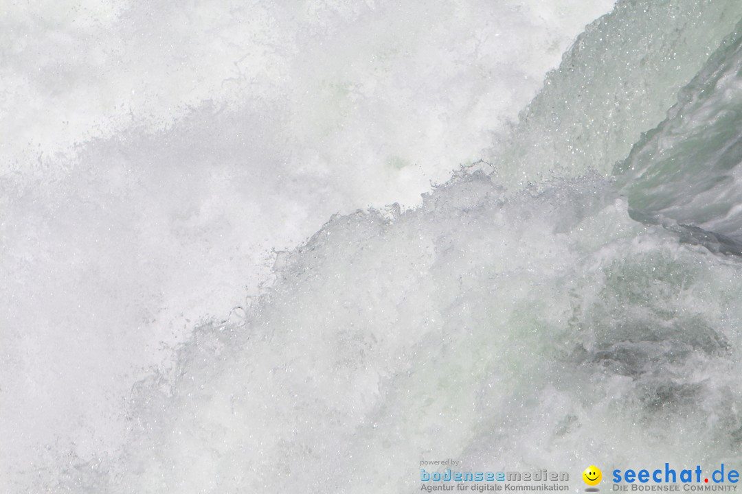 Rheinfall: Neuhausen - Schweiz: Schaffhausen am Bodensee, 09.04.2014