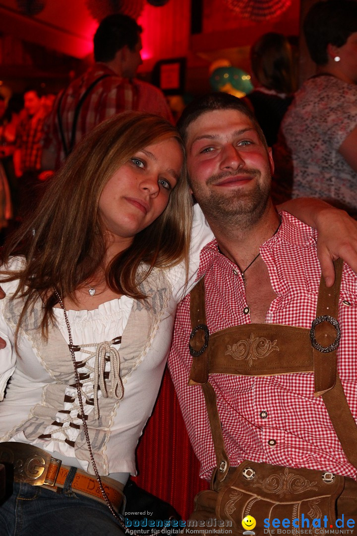 Dirndl- und Lederhosenparty mit Dirndknacker: Urnau am Bodensee, 12.04.2014