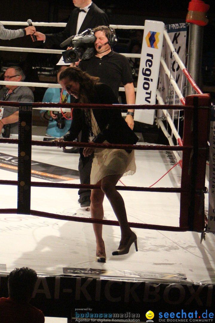 Rola El-Halabi vs. Victoria Cisneros: WM Boxkampf: Ulm, 10.05.2014
