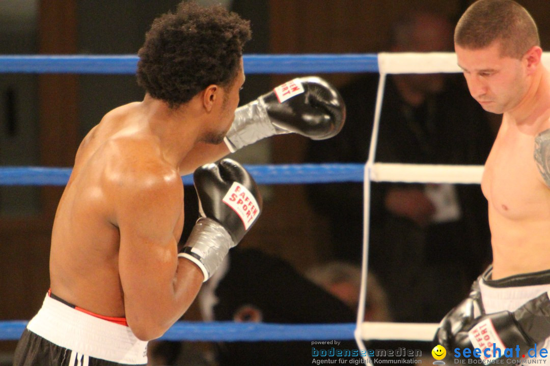 Rola El-Halabi vs. Victoria Cisneros: WM Boxkampf: Ulm, 10.05.2014