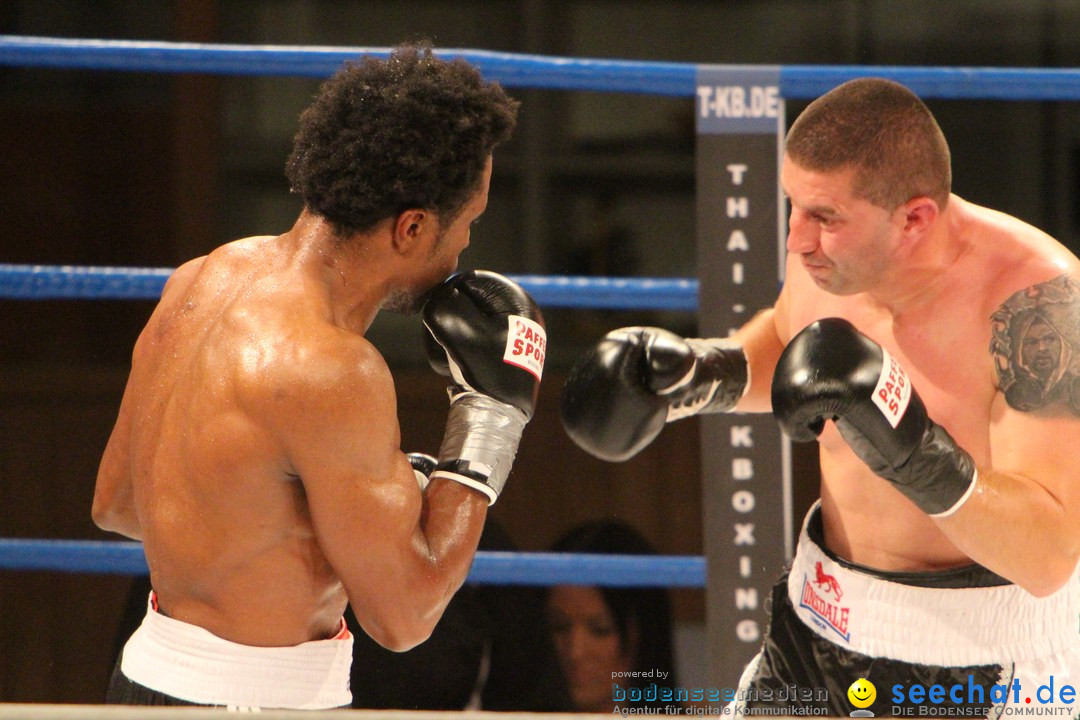 Rola El-Halabi vs. Victoria Cisneros: WM Boxkampf: Ulm, 10.05.2014