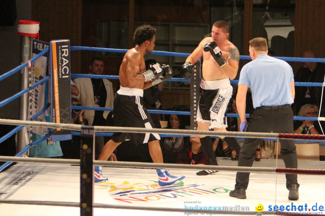 Rola El-Halabi vs. Victoria Cisneros: WM Boxkampf: Ulm, 10.05.2014