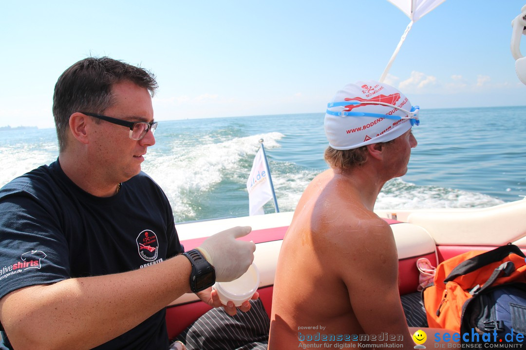Wigald Boning durchquert den Bodensee: Friedrichshafen, 16.07.2014