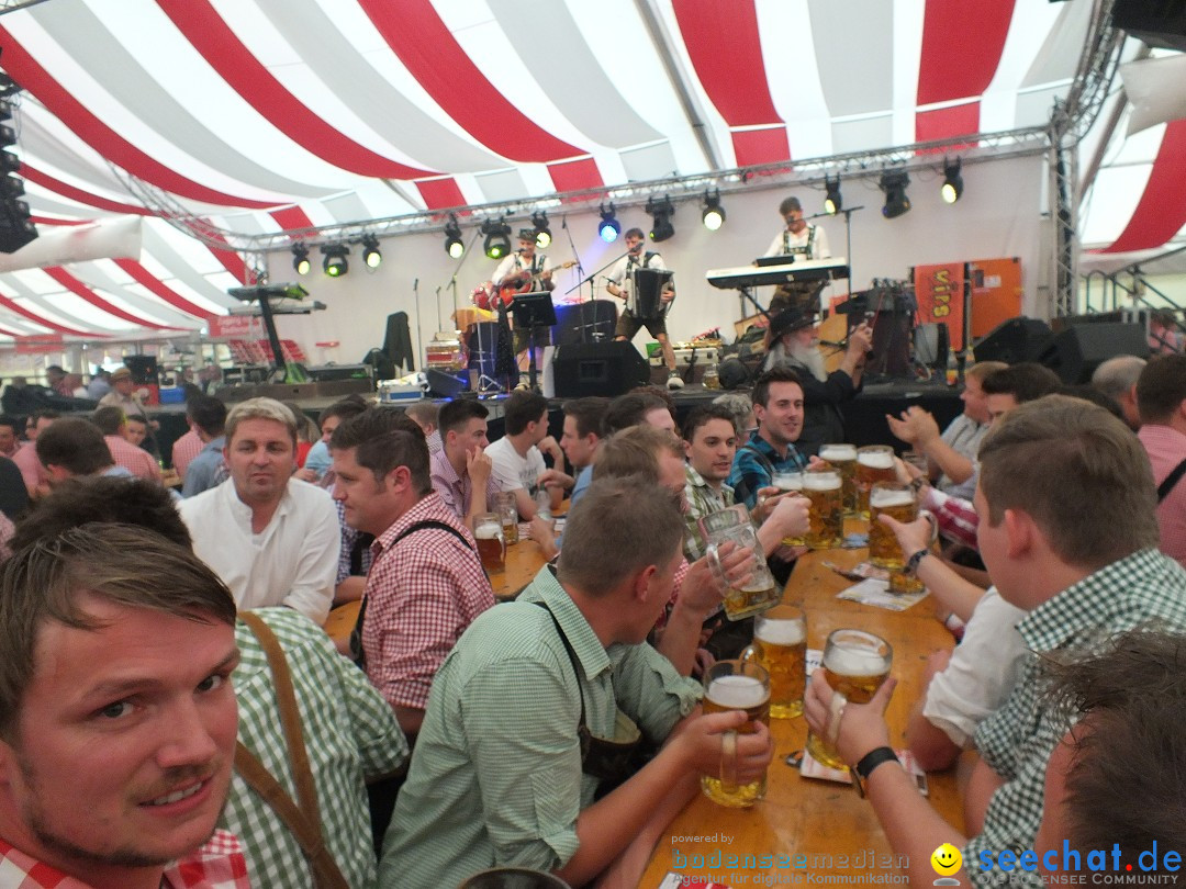 Dirndl-Weltrekord: Bad-Schussenried am Bodensee, 04.10.2014