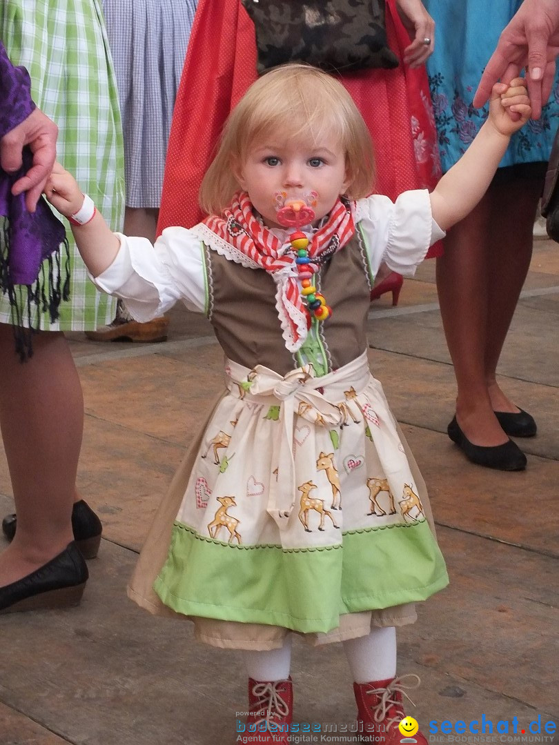 Dirndl-Weltrekord: Bad-Schussenried am Bodensee, 04.10.2014
