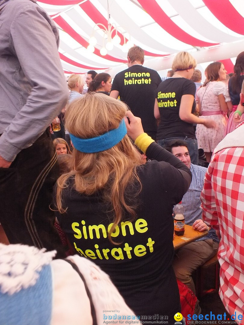 Dirndl-Weltrekord: Bad-Schussenried am Bodensee, 04.10.2014