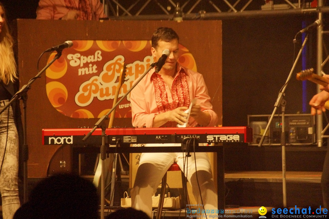 Benefizkonzert: Glasperlenspiel und Papis Pumpels: Stockach, 23.12.2014