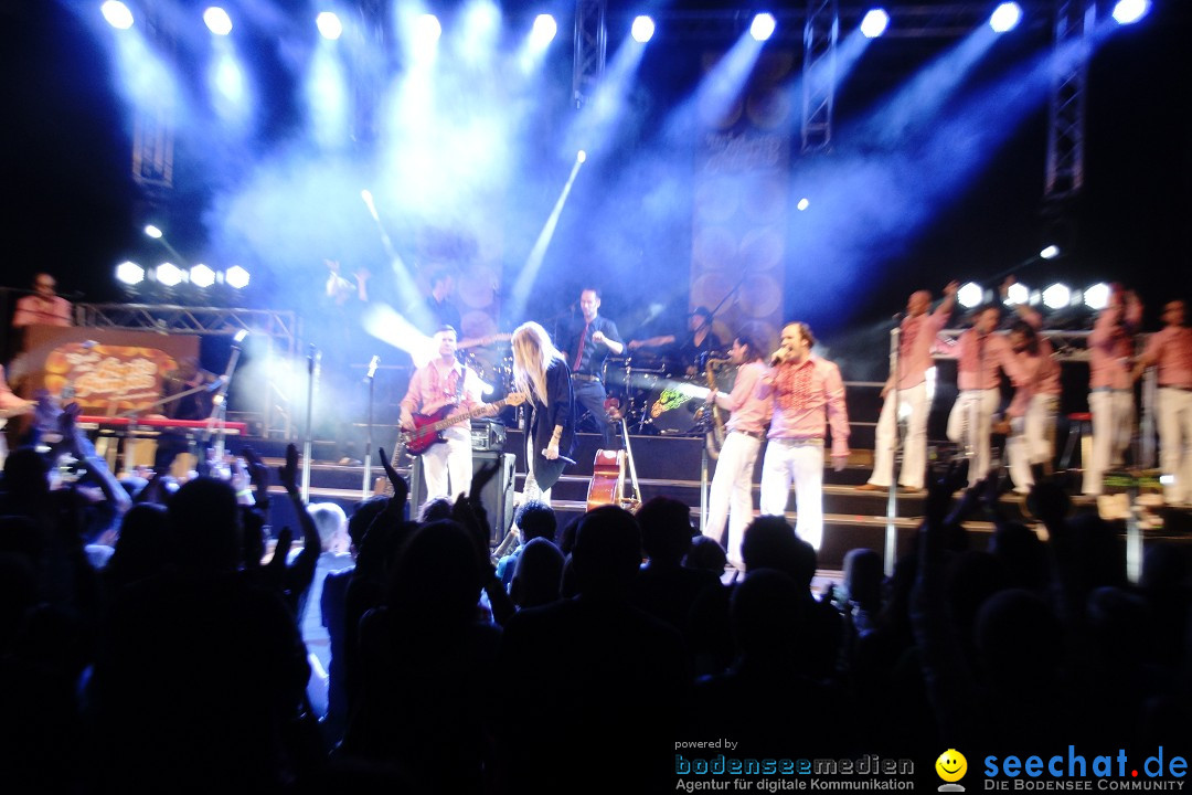 Benefizkonzert: Glasperlenspiel und Papis Pumpels: Stockach, 23.12.2014