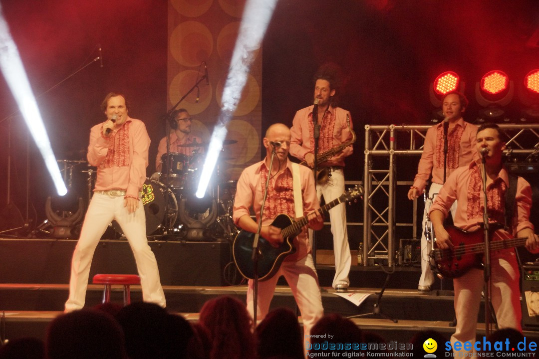 Benefizkonzert: Glasperlenspiel und Papis Pumpels: Stockach, 23.12.2014