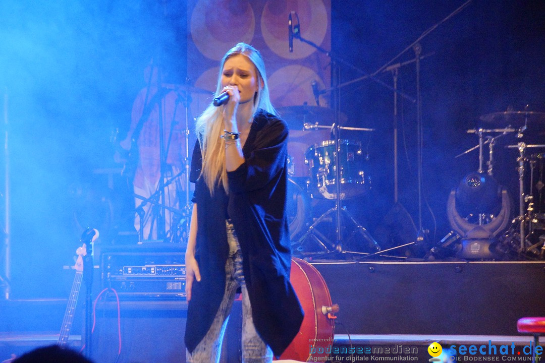 Benefizkonzert: Glasperlenspiel und Papis Pumpels: Stockach, 23.12.2014