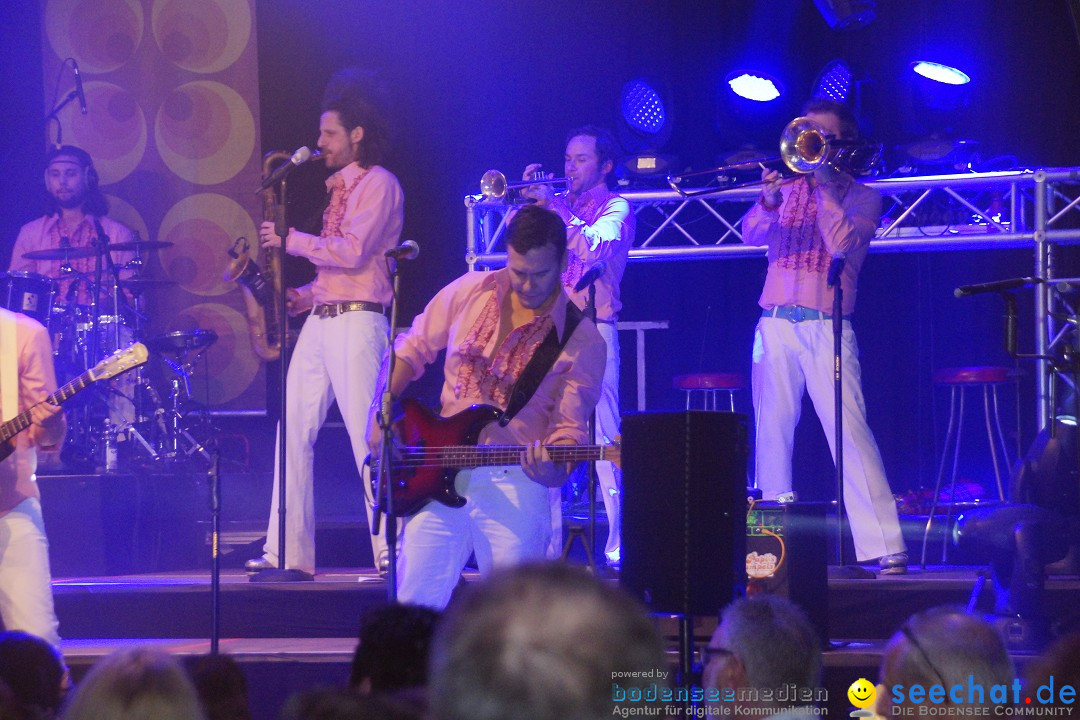 Benefizkonzert: Glasperlenspiel und Papis Pumpels: Stockach, 23.12.2014