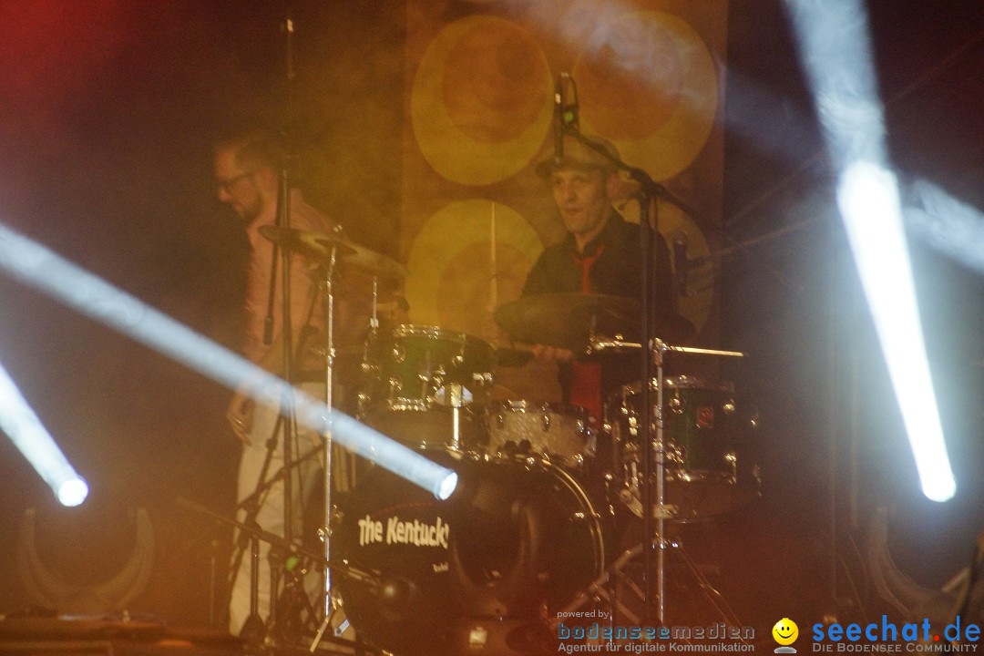 Benefizkonzert: Glasperlenspiel und Papis Pumpels: Stockach, 23.12.2014