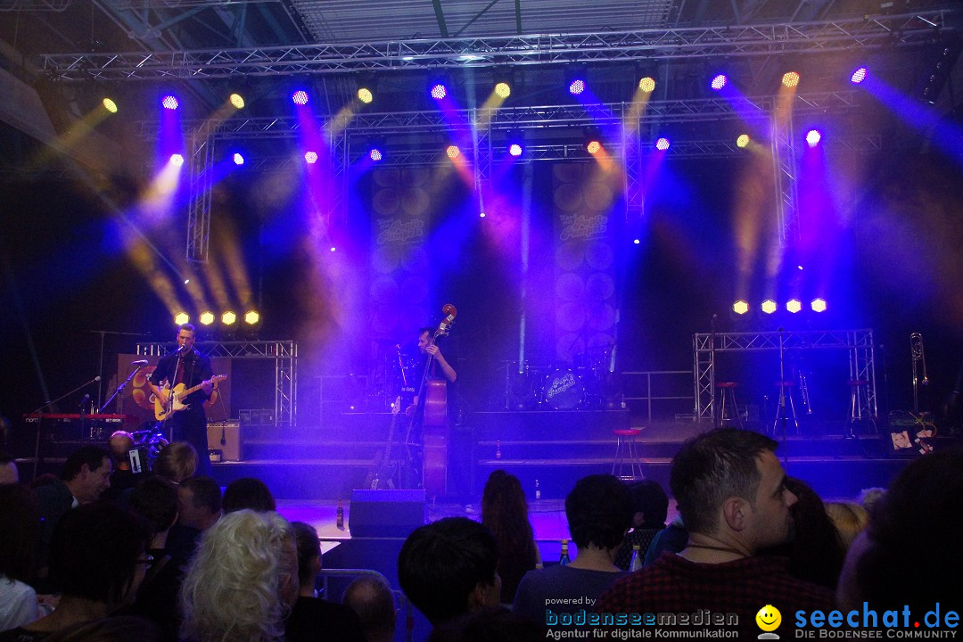 Benefizkonzert: Glasperlenspiel und Papis Pumpels: Stockach, 23.12.2014
