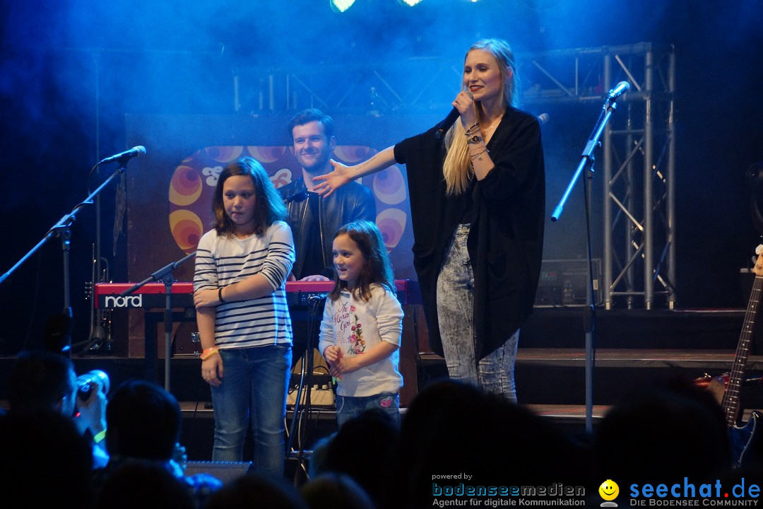 Benefizkonzert: Glasperlenspiel und Papis Pumpels: Stockach, 23.12.2014