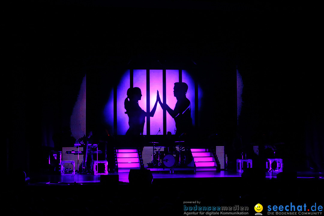 Anita &amp;amp;amp;amp;amp; Alexandra Hofmann - 100.000 Volt: Singen am Bodensee, 18.04.2016