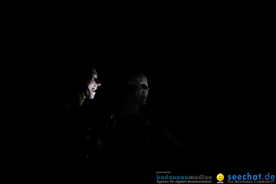 Anita &amp;amp;amp;amp;amp; Alexandra Hofmann - 100.000 Volt: Singen am Bodensee, 18.04.2016