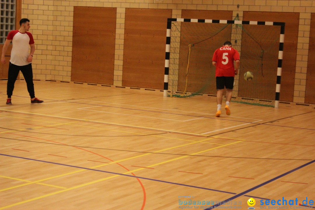 Fussball: St. Gallen,  Schweiz, 26.04.2016