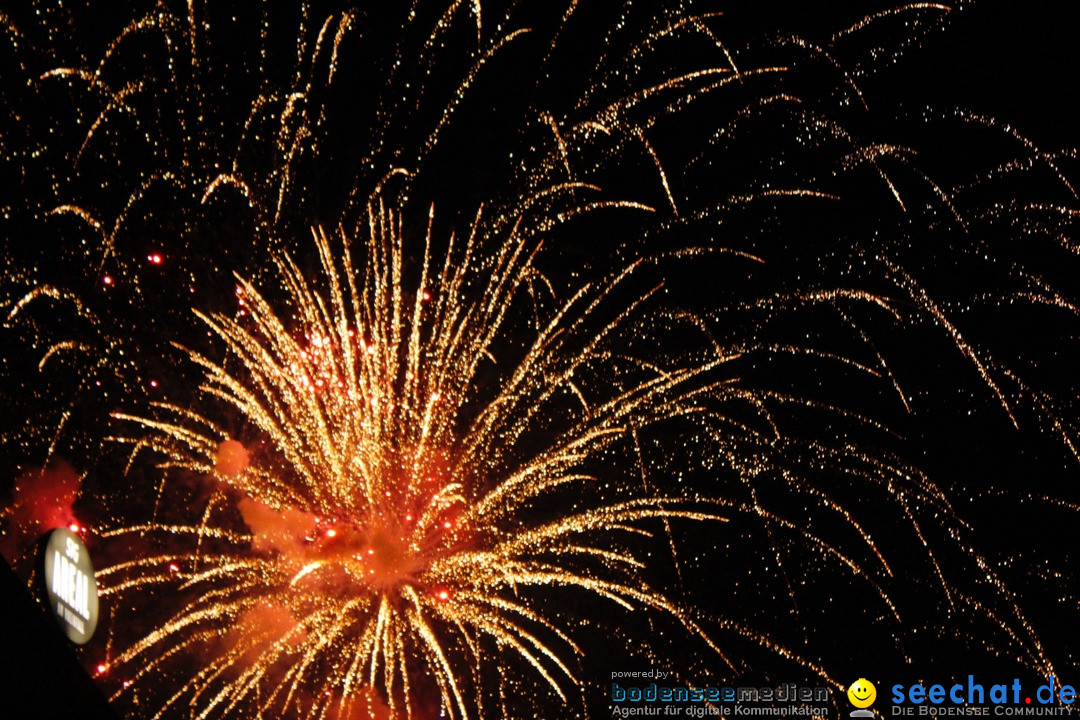 Feuerwerk am Himmel in Neuhausen am Rheinfall, 31.07.2017