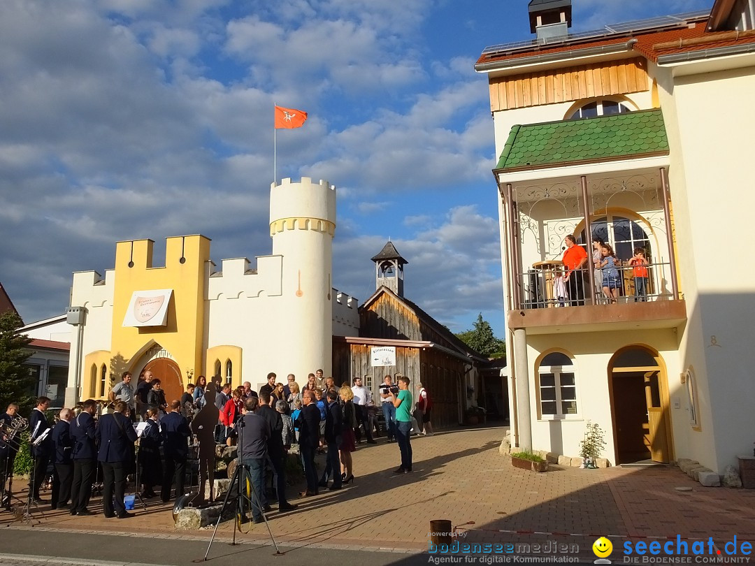 D_RMENTINGEN-Burghotel-Einweihung-180623DSCF5109