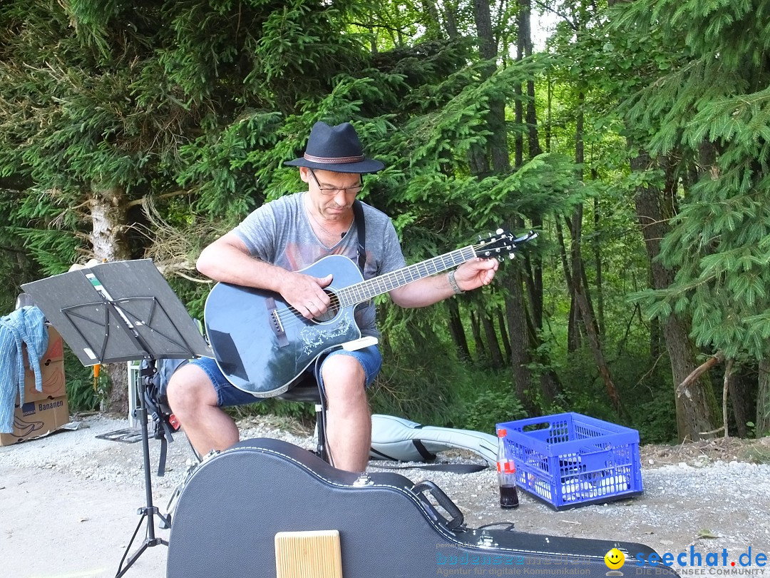 Waldflohmarkt: Mengen-Rosna, 07.07.2018
