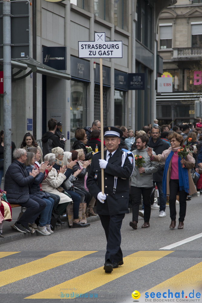 Sechselaeuten Kinderumzug - Fruehlingsfest: Zuerich, 08.04.2019