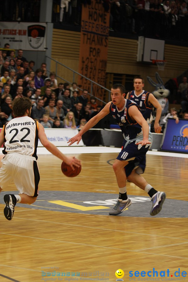 Basketball Bundesliga: ULM - BREMERHAVEN: Ulm, 27.02.2010