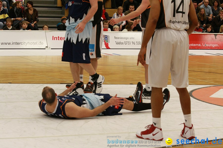 Basketball Bundesliga: ULM - BREMERHAVEN: Ulm, 27.02.2010