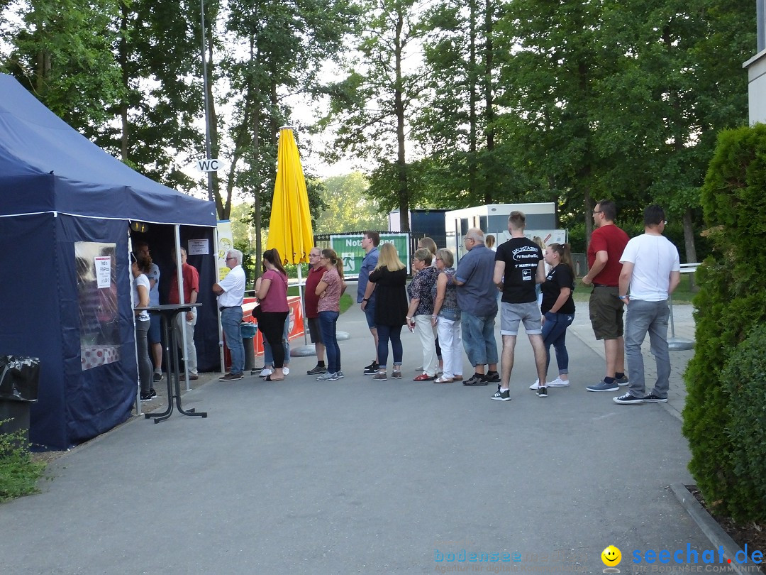 Waldstadion Open Air - Wommy Wonder, Peter Valance: Neufra, 04.07.2019