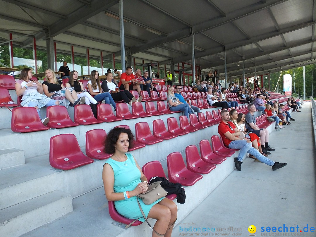 Waldstadion Open Air mit Lea und Mike Singer: Neufra, 05.07.2019