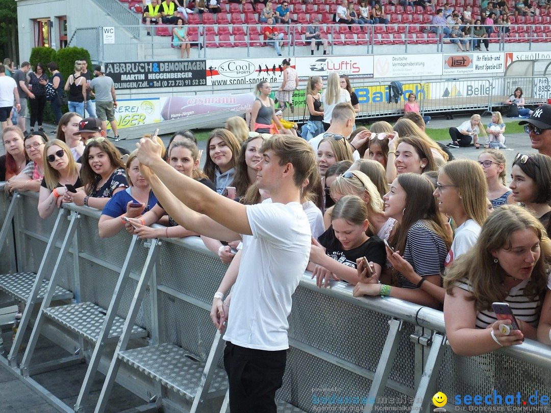 Waldstadion Open Air mit Lea und Mike Singer: Neufra, 05.07.2019